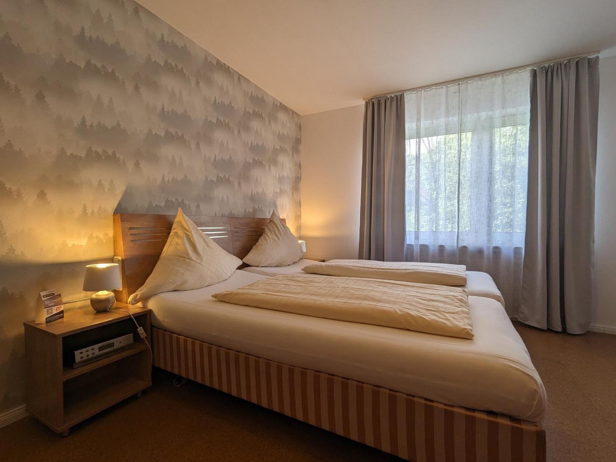Hotel Berghof Wasserkuppe & Gaestehaus Fuldaquelle Gersfeld Room photo